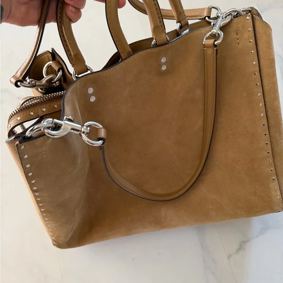 Coach Rogue 39 Tan Suede - Picture 8 of 14